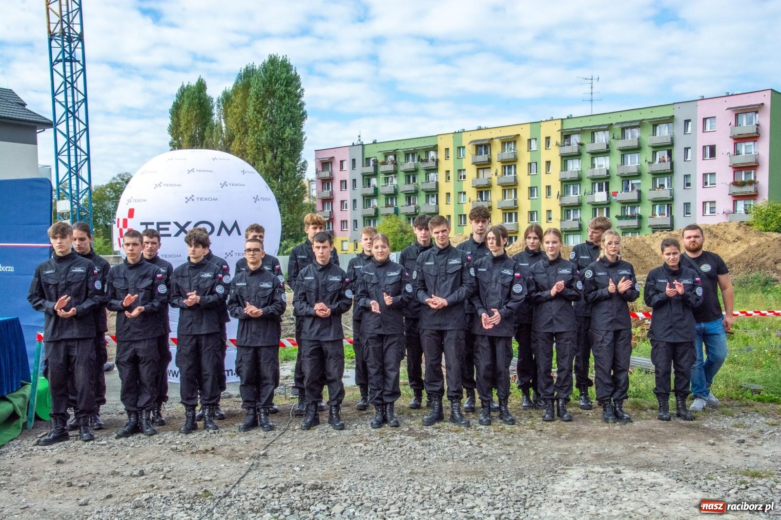 Zdjęcie w galerii na portalu naszraciborz.pl: Ruszyła budowa nowych bloków przy ZK w Raciborzu [FOTO i WIDEO] wiadomości z regionu