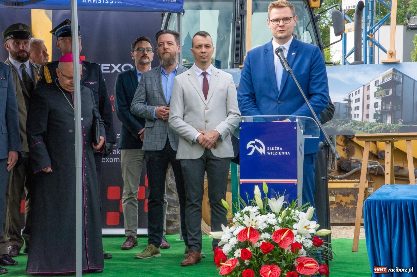 Zdjęcie w galerii na portalu naszraciborz.pl: Ruszyła budowa nowych bloków przy ZK w Raciborzu [FOTO i WIDEO] wiadomości z regionu