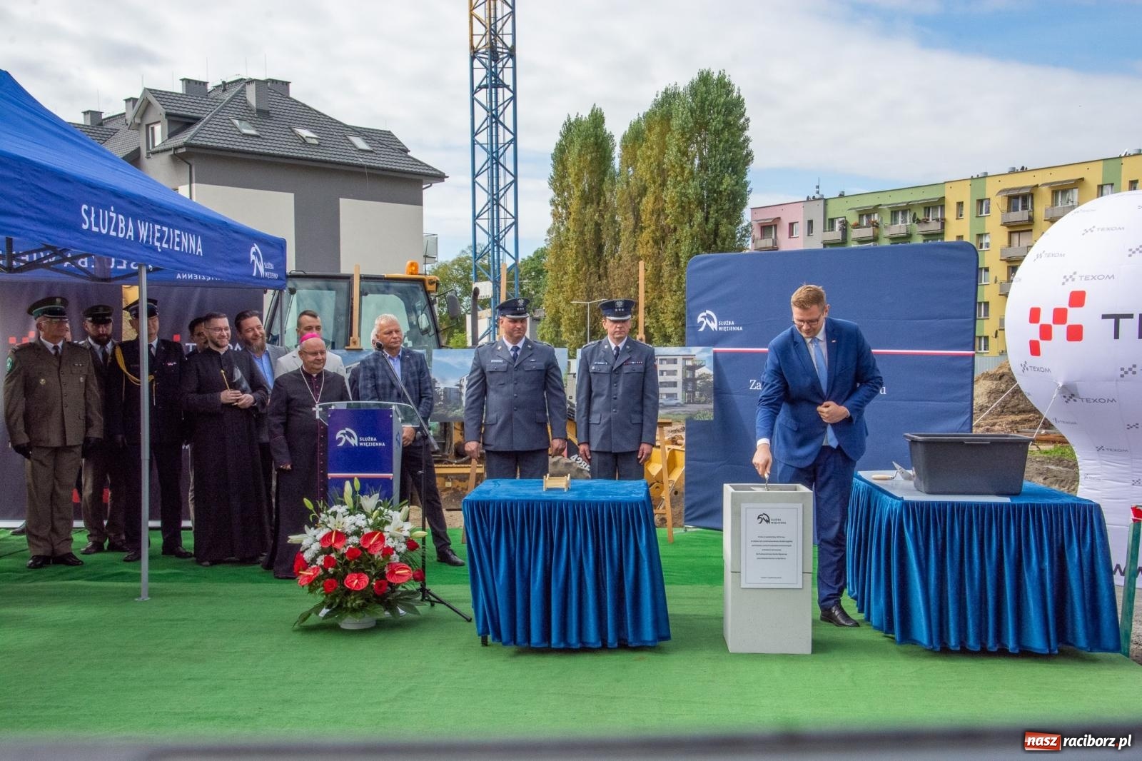 Zdjęcie w galerii na portalu naszraciborz.pl: Ruszyła budowa nowych bloków przy ZK w Raciborzu [FOTO i WIDEO] wiadomości z regionu
