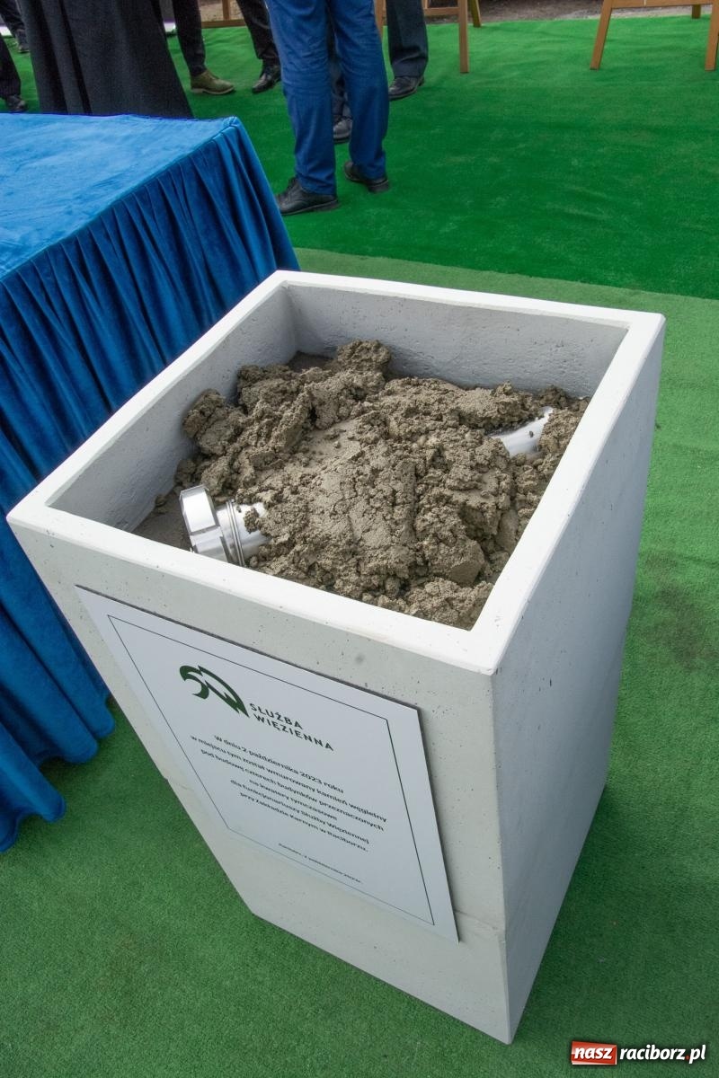 Zdjęcie w galerii na portalu naszraciborz.pl: Ruszyła budowa nowych bloków przy ZK w Raciborzu [FOTO i WIDEO] wiadomości z regionu