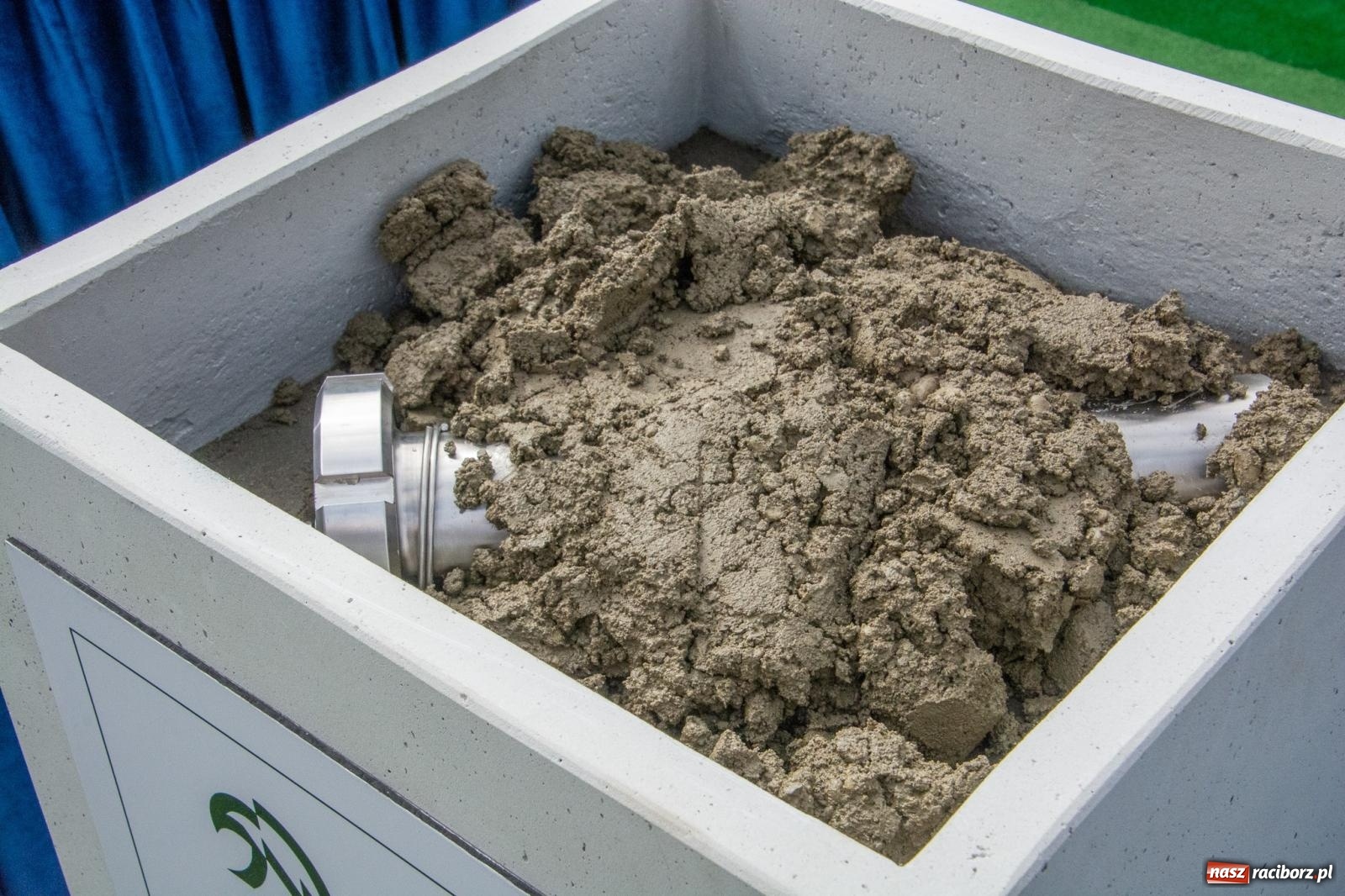 Zdjęcie w galerii na portalu naszraciborz.pl: Ruszyła budowa nowych bloków przy ZK w Raciborzu [FOTO i WIDEO] wiadomości z regionu