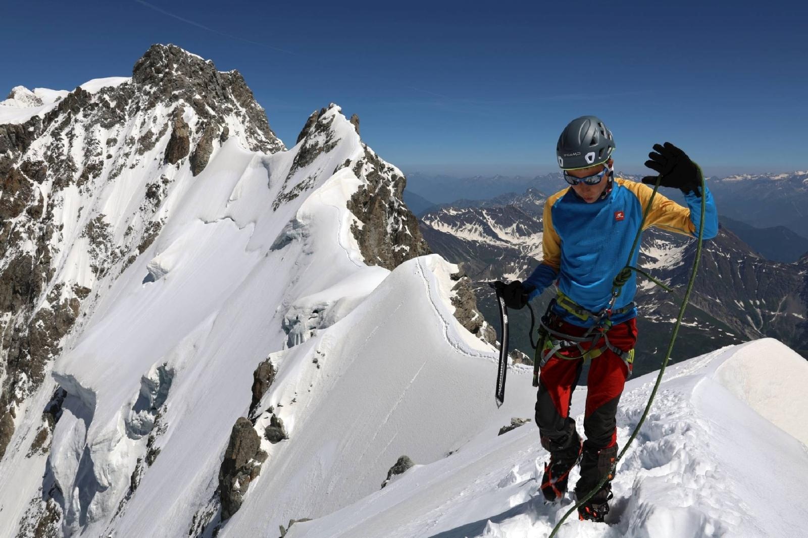Zdjęcie w galerii na portalu naszraciborz.pl: Mateusz, 13-letni alpinista z Raciborza, wspina się na medal wiadomości z regionu