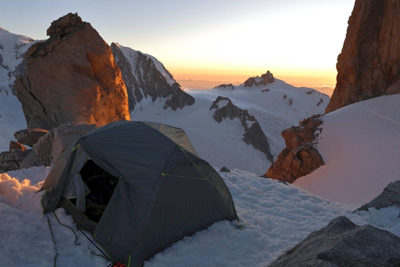 Zdjęcie w galerii na portalu naszraciborz.pl: Mateusz, 13-letni alpinista z Raciborza, wspina się na medal wiadomości z regionu
