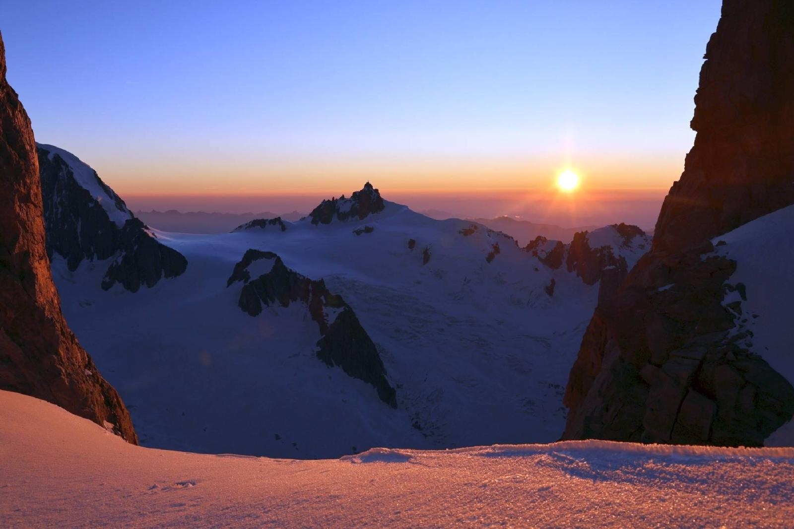 Zdjęcie w galerii na portalu naszraciborz.pl: Mateusz, 13-letni alpinista z Raciborza, wspina się na medal wiadomości z regionu