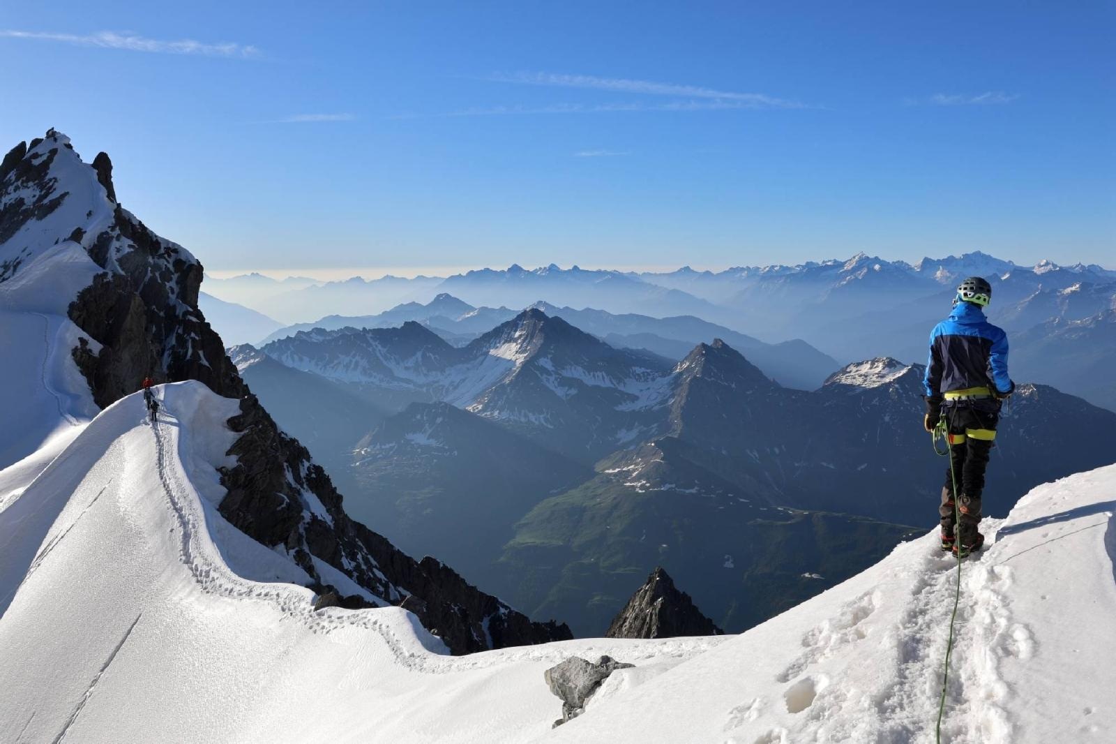 Zdjęcie w galerii na portalu naszraciborz.pl: Mateusz, 13-letni alpinista z Raciborza, wspina się na medal wiadomości z regionu