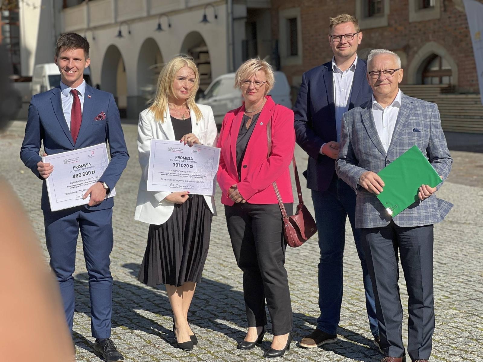 Zdjęcie w galerii na portalu naszraciborz.pl: Lider listy PiS w Raciborzu: będą kolejne edycje Polskiego Ładu na zabytki wiadomości z regionu