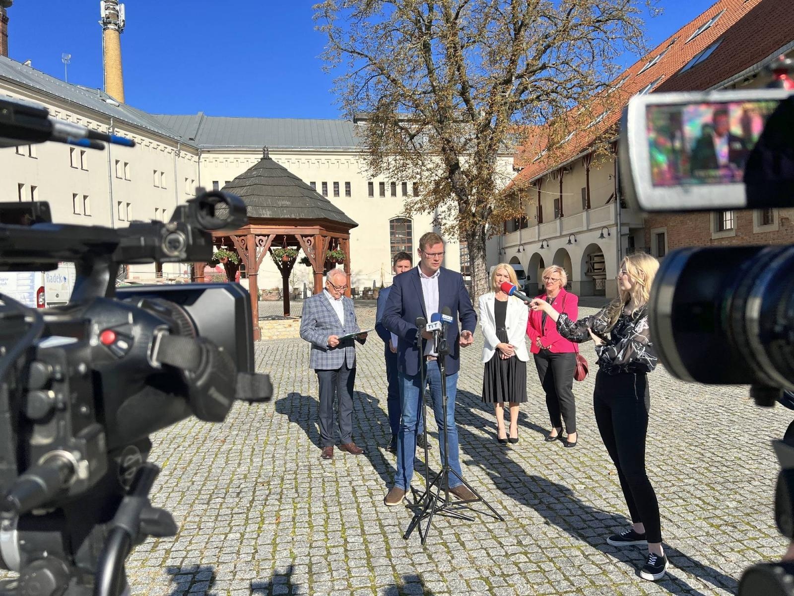 Zdjęcie w galerii na portalu naszraciborz.pl: Lider listy PiS w Raciborzu: będą kolejne edycje Polskiego Ładu na zabytki wiadomości z regionu