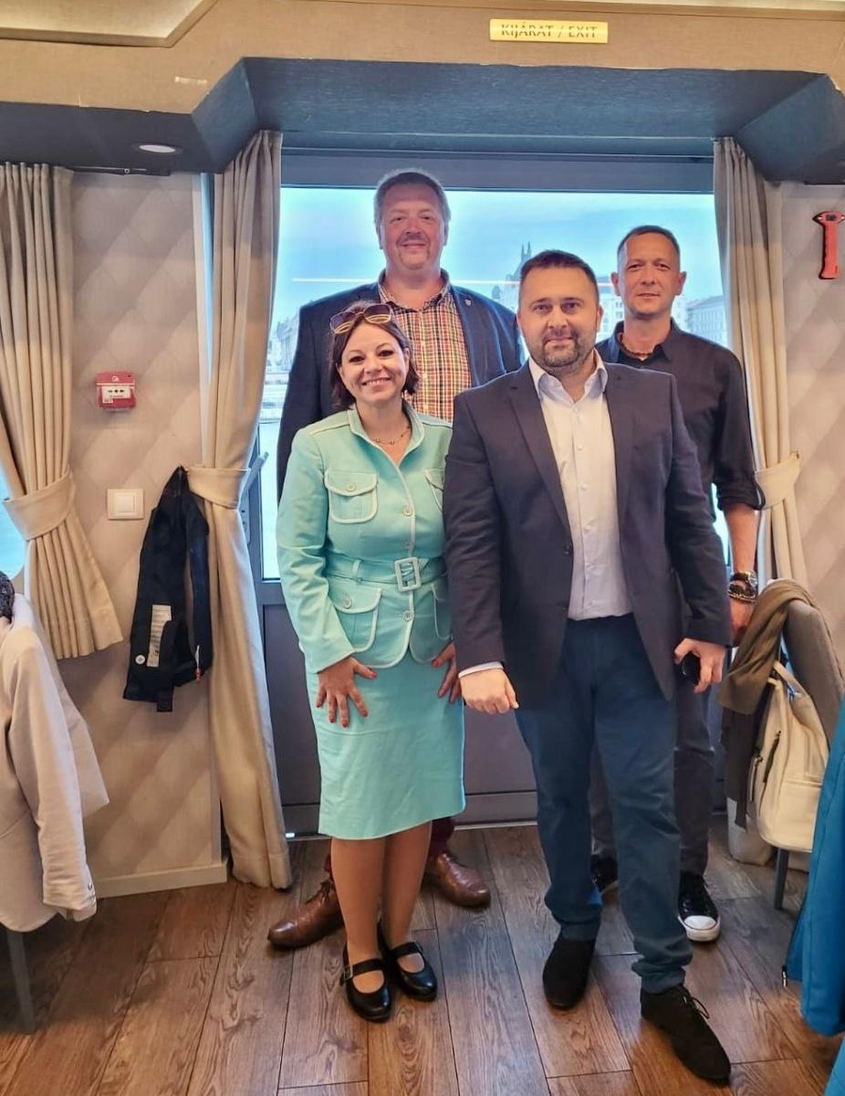 Zdjęcie w galerii na portalu naszraciborz.pl: Raciborska delegacja na Węgrzech. 88. rocznica Zugló wiadomości z regionu