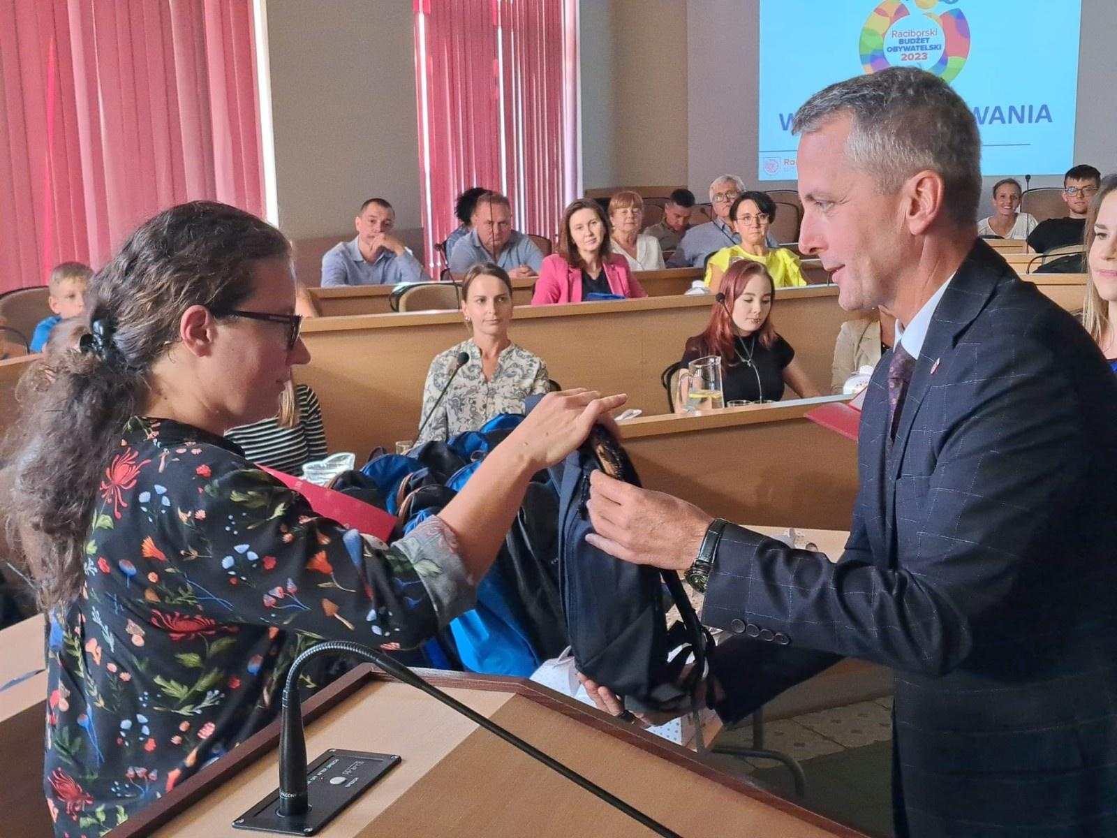 Zdjęcie w galerii na portalu naszraciborz.pl: W ratuszu zaprezentowano wyniki Budżetu Obywatelskiego 2023 wiadomości z regionu