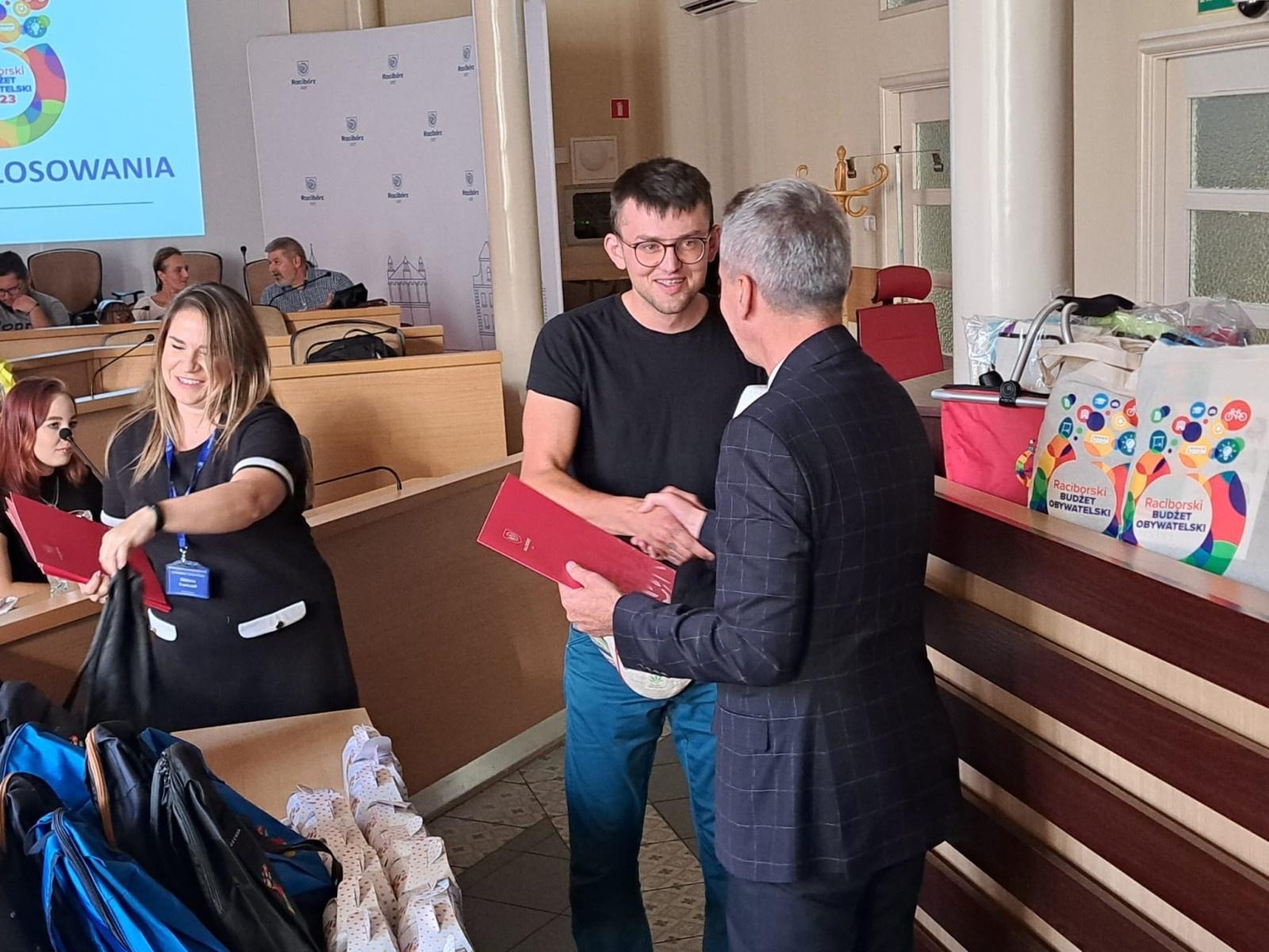 Zdjęcie w galerii na portalu naszraciborz.pl: W ratuszu zaprezentowano wyniki Budżetu Obywatelskiego 2023 wiadomości z regionu