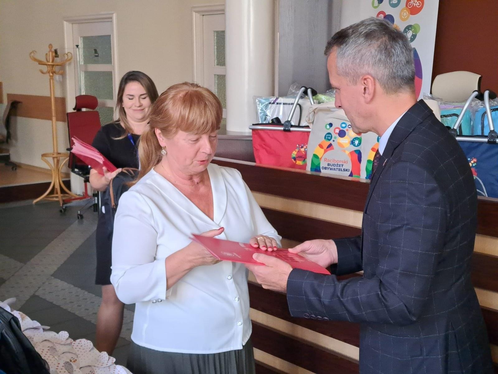 Zdjęcie w galerii na portalu naszraciborz.pl: W ratuszu zaprezentowano wyniki Budżetu Obywatelskiego 2023 wiadomości z regionu