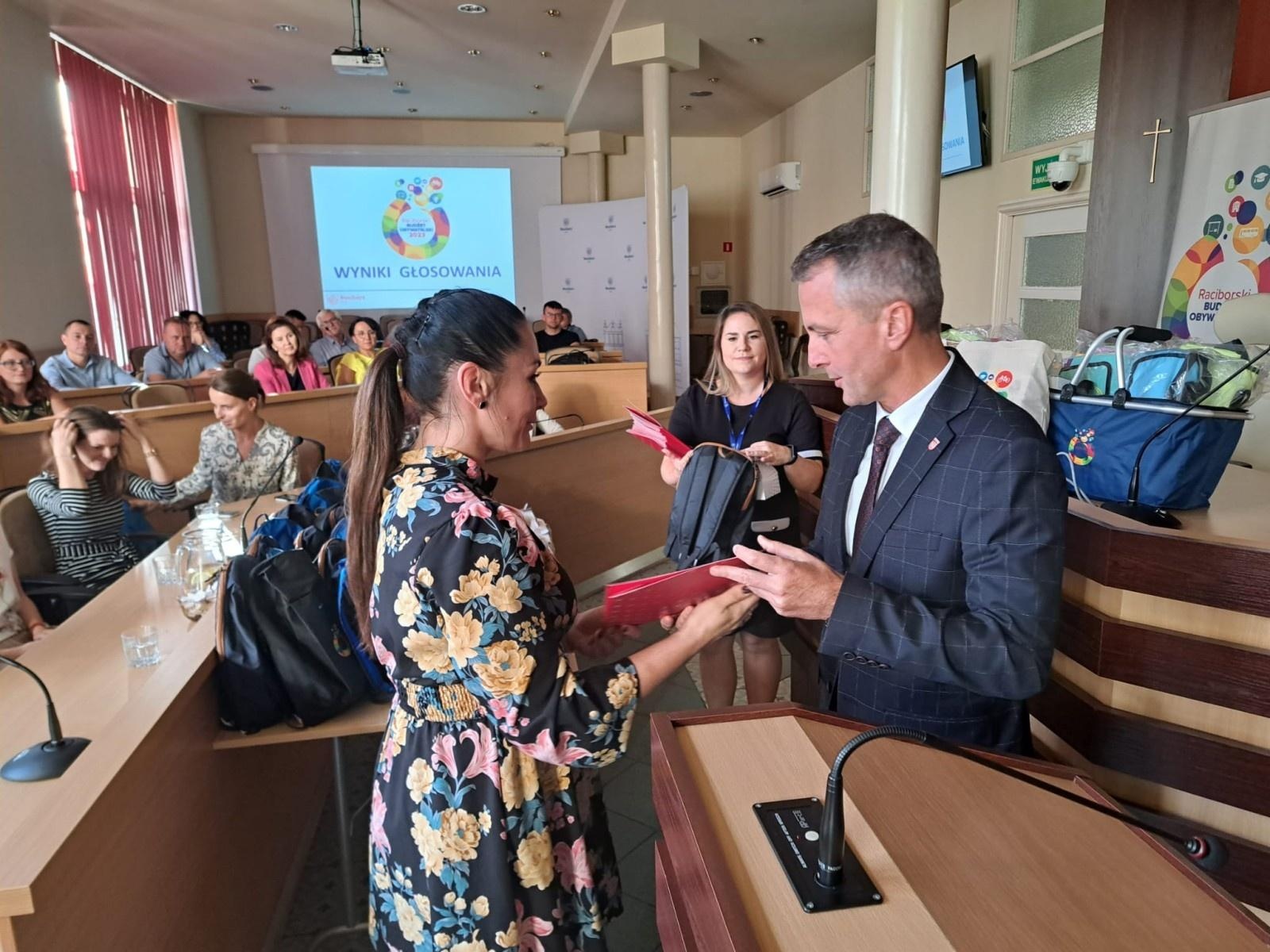 Zdjęcie w galerii na portalu naszraciborz.pl: W ratuszu zaprezentowano wyniki Budżetu Obywatelskiego 2023 wiadomości z regionu