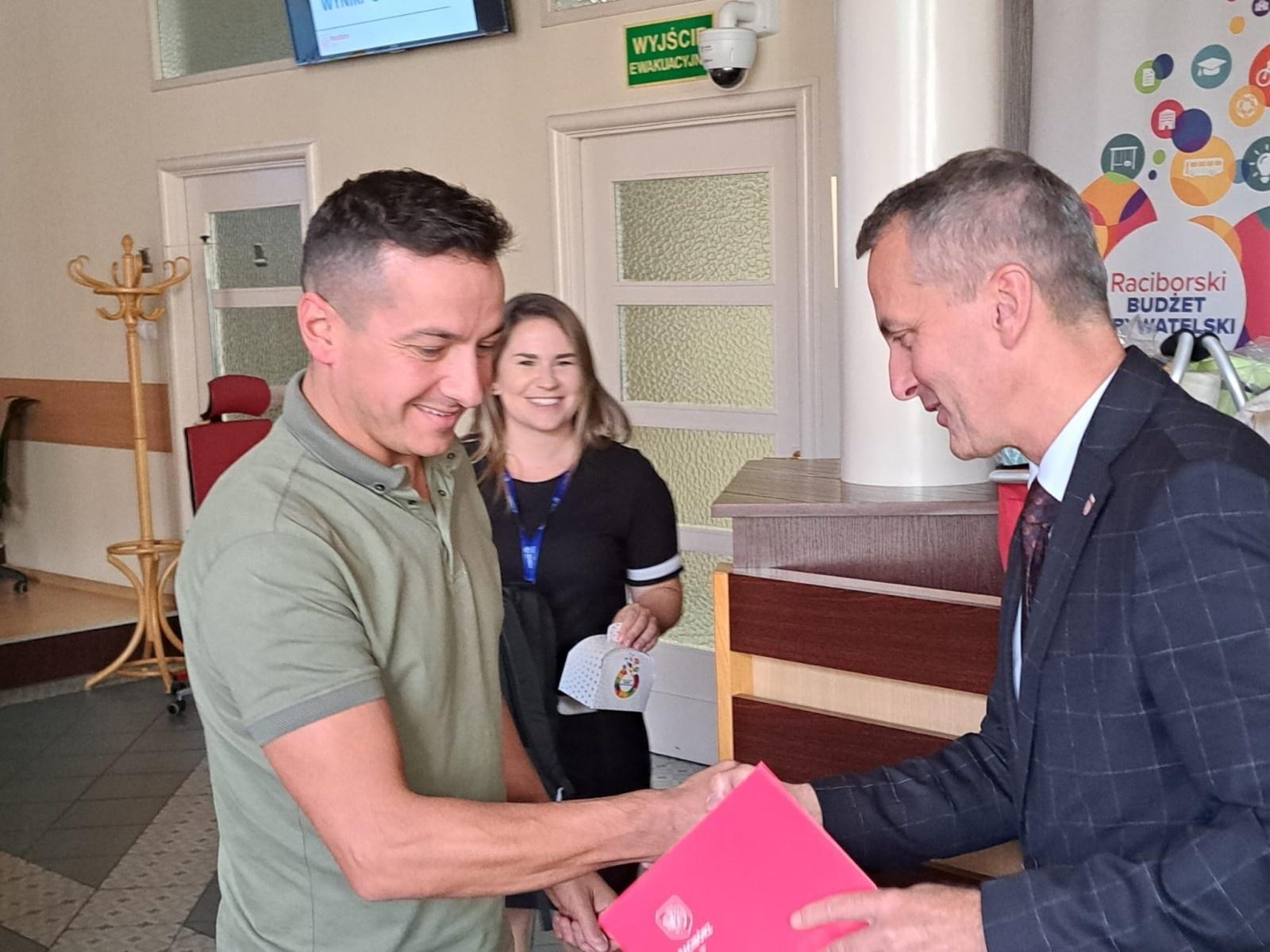 Zdjęcie w galerii na portalu naszraciborz.pl: W ratuszu zaprezentowano wyniki Budżetu Obywatelskiego 2023 wiadomości z regionu