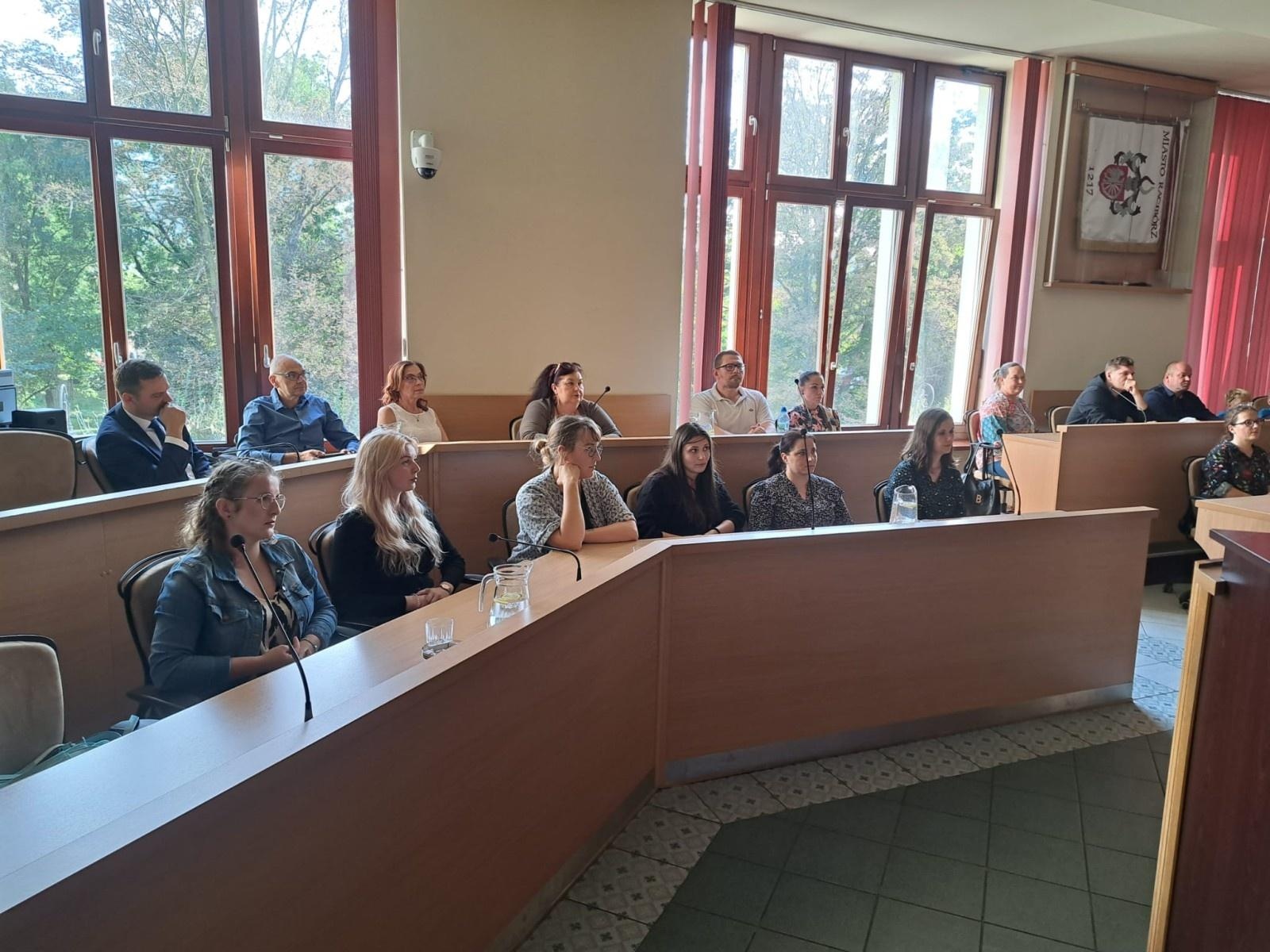 Zdjęcie w galerii na portalu naszraciborz.pl: W ratuszu zaprezentowano wyniki Budżetu Obywatelskiego 2023 wiadomości z regionu