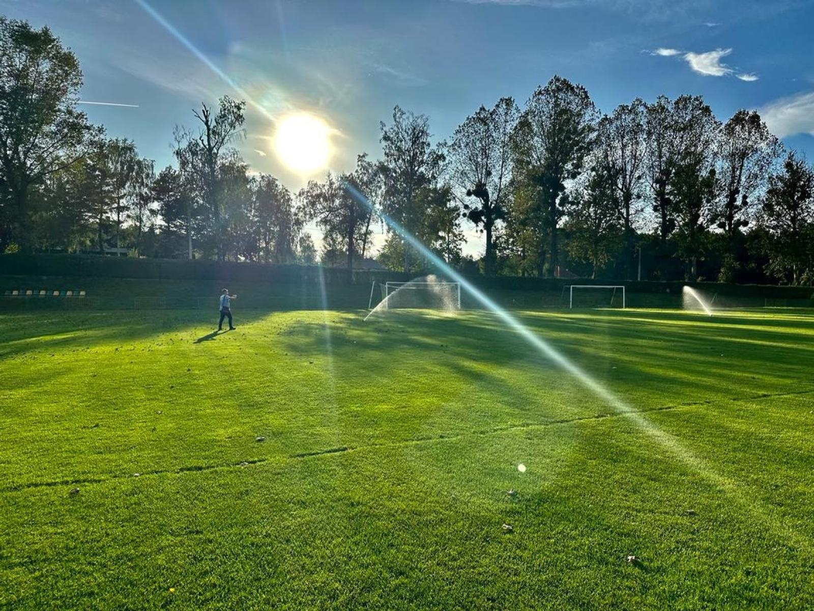 Zdjęcie w galerii na portalu naszraciborz.pl: Lasy Państwowe wspierają kluby. Finał inwestycji w Rudach wiadomości z regionu