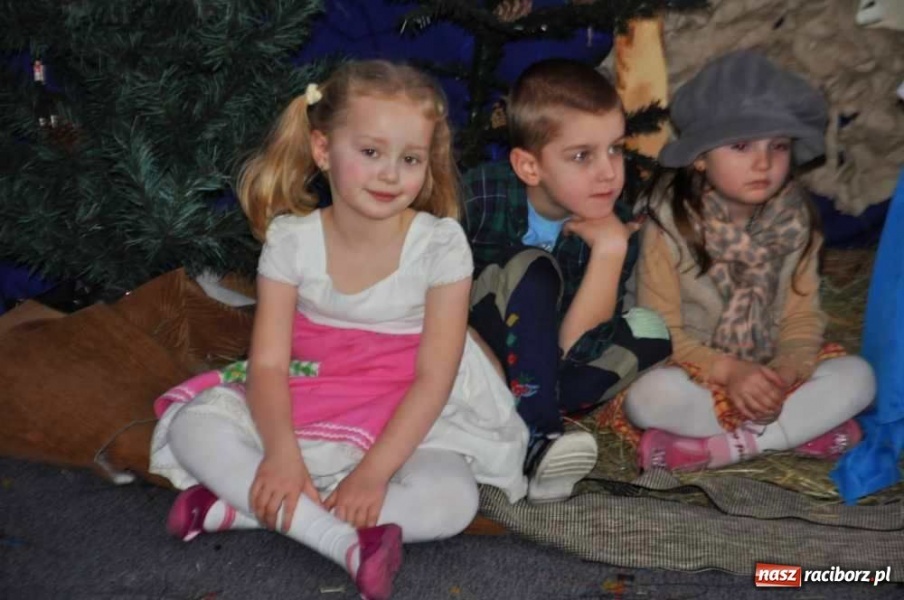 Zdjęcie w galerii na portalu naszraciborz.pl: Dla dziadzia i babusi od wnuczka i wnusi wiadomości z regionu