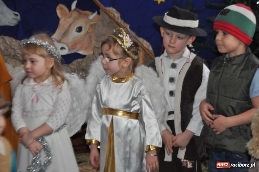 Zdjęcie w galerii na portalu naszraciborz.pl: Dla dziadzia i babusi od wnuczka i wnusi wiadomości z regionu