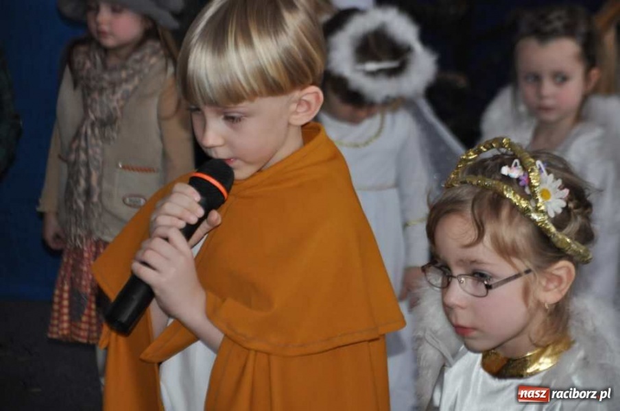 Zdjęcie w galerii na portalu naszraciborz.pl: Dla dziadzia i babusi od wnuczka i wnusi wiadomości z regionu