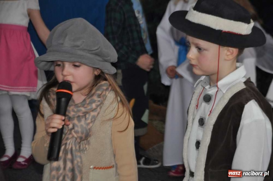 Zdjęcie w galerii na portalu naszraciborz.pl: Dla dziadzia i babusi od wnuczka i wnusi wiadomości z regionu