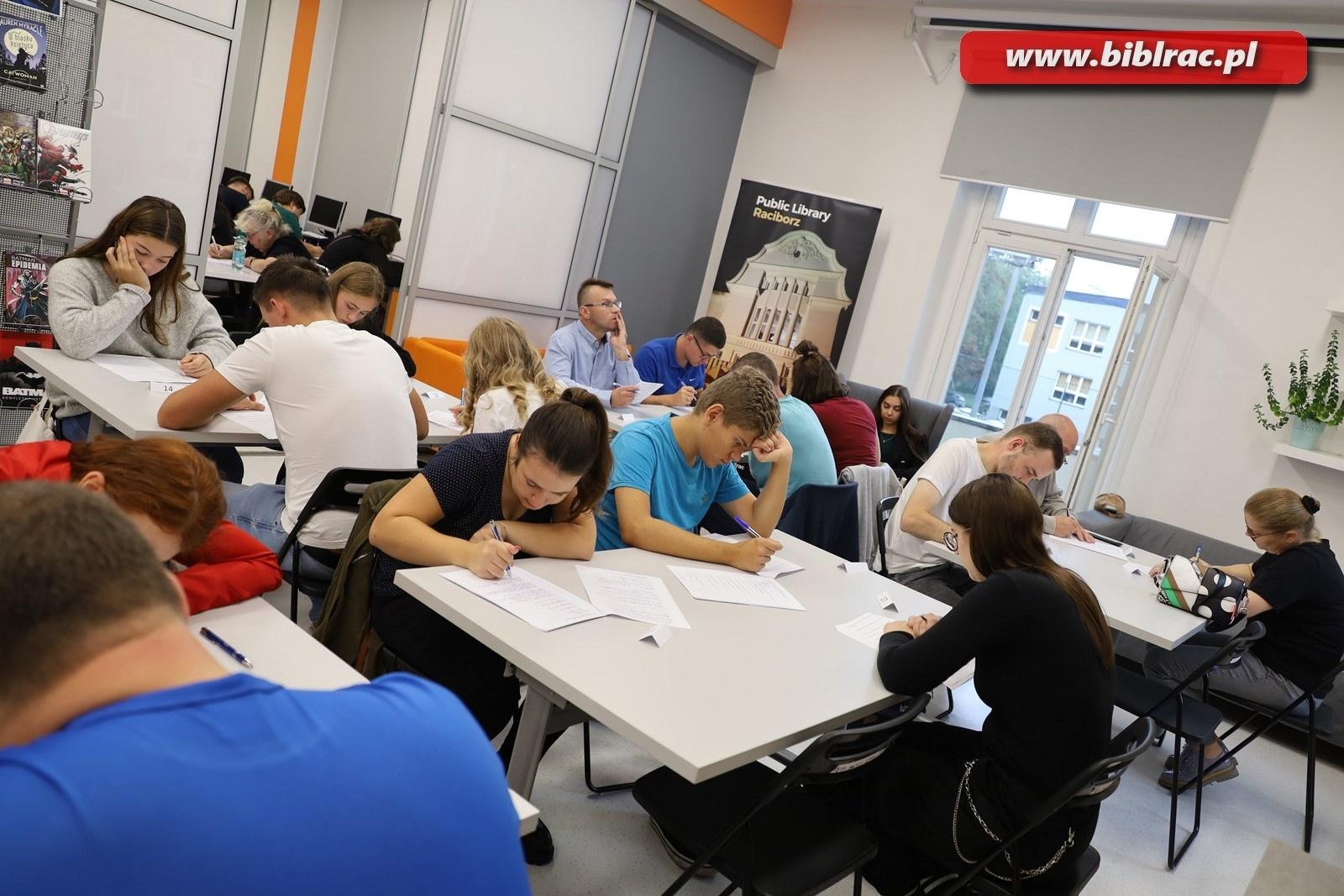 Zdjęcie w galerii na portalu naszraciborz.pl: Konkurs wiedzy o serialu Ranczo rozstrzygnięty! wiadomości z regionu