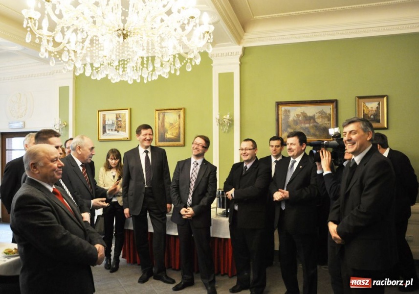 Zdjęcie w galerii na portalu naszraciborz.pl: Celują w złotą dziesiątkę wiadomości z regionu