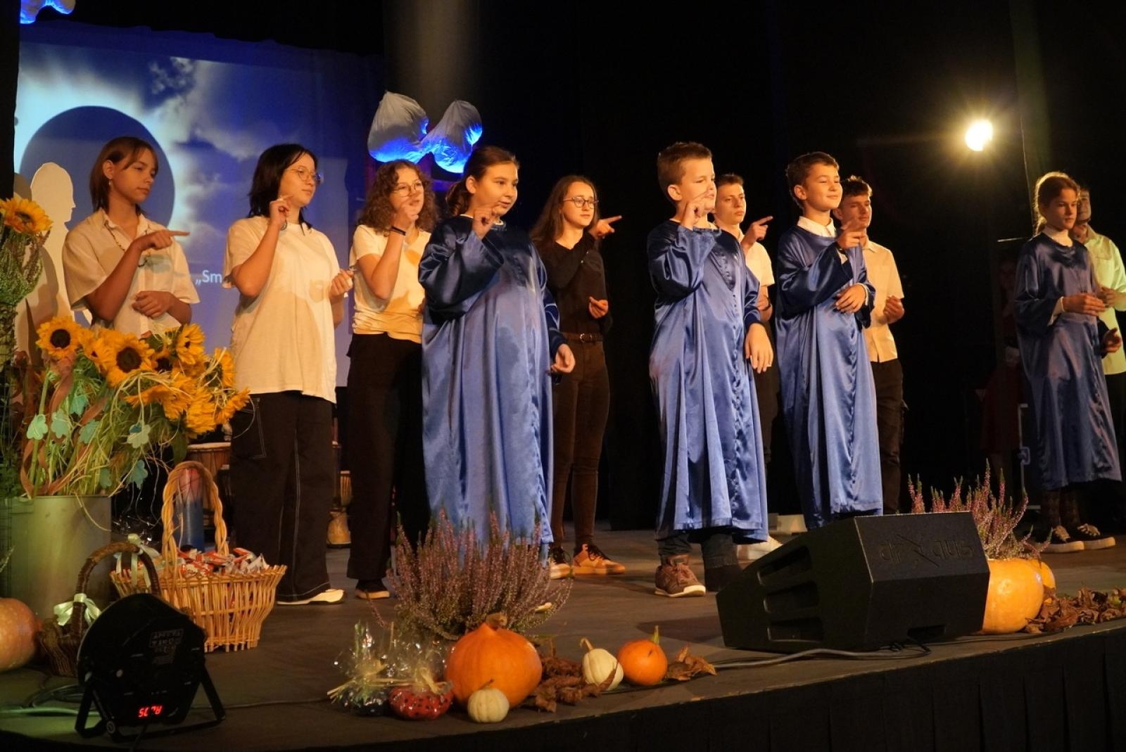 Zdjęcie w galerii na portalu naszraciborz.pl: Wszyscy równi, choć inni. Obchody Dnia Osób Głuchych wiadomości z regionu