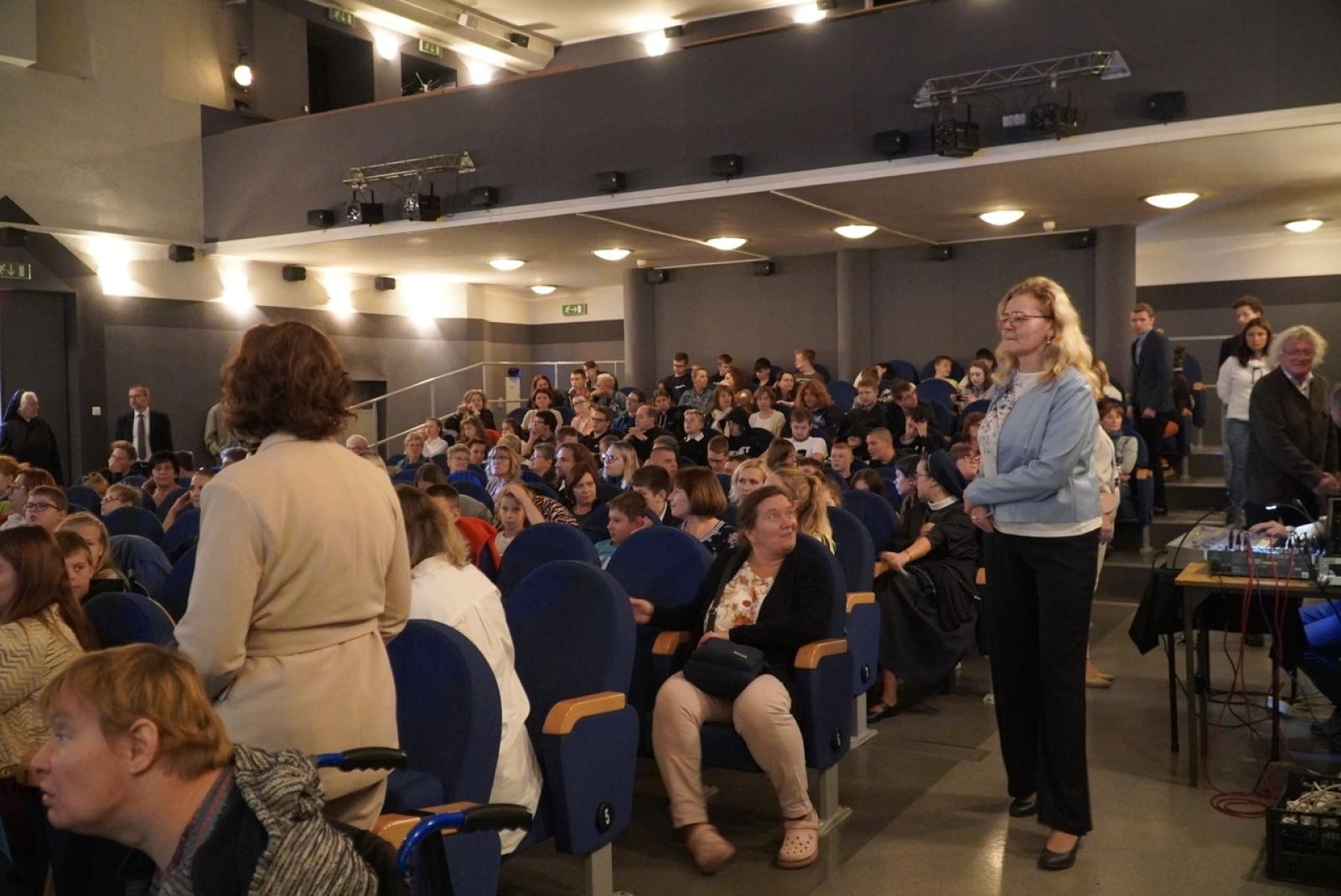 Zdjęcie w galerii na portalu naszraciborz.pl: Wszyscy równi, choć inni. Obchody Dnia Osób Głuchych wiadomości z regionu