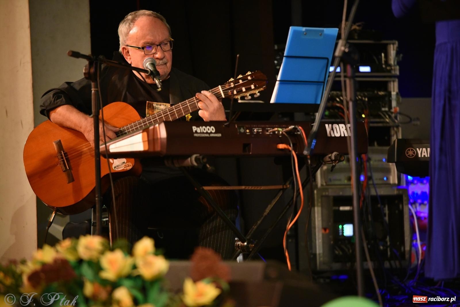 Zdjęcie w galerii na portalu naszraciborz.pl: Głosy dla raciborskiego Hospicjum. Wzruszający koncert w Strzesze [FOTO i WIDEO] wiadomości z regionu