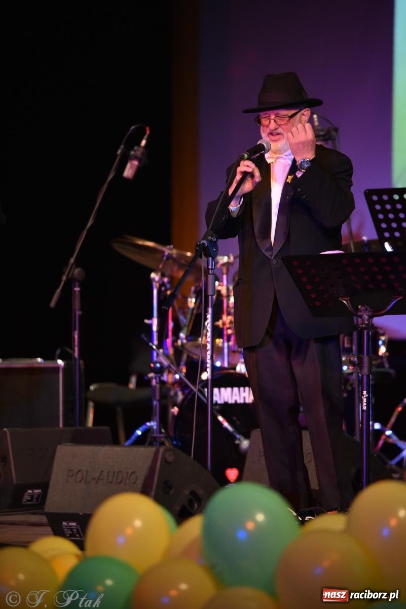 Zdjęcie w galerii na portalu naszraciborz.pl: Głosy dla raciborskiego Hospicjum. Wzruszający koncert w Strzesze [FOTO i WIDEO] wiadomości z regionu