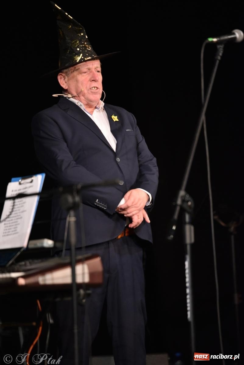 Zdjęcie w galerii na portalu naszraciborz.pl: Głosy dla raciborskiego Hospicjum. Wzruszający koncert w Strzesze [FOTO i WIDEO] wiadomości z regionu