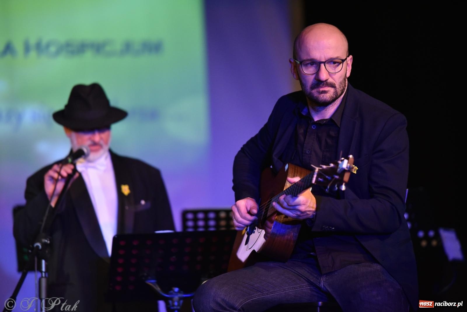 Zdjęcie w galerii na portalu naszraciborz.pl: Głosy dla raciborskiego Hospicjum. Wzruszający koncert w Strzesze [FOTO i WIDEO] wiadomości z regionu