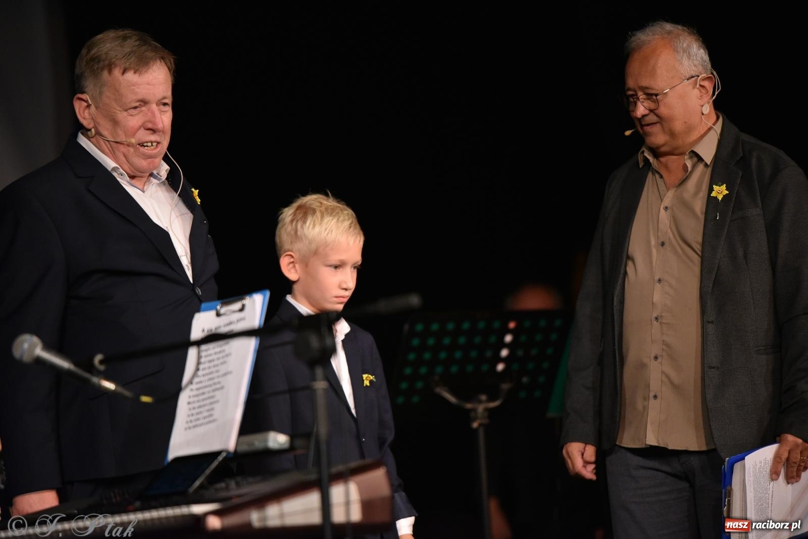 Zdjęcie w galerii na portalu naszraciborz.pl: Głosy dla raciborskiego Hospicjum. Wzruszający koncert w Strzesze [FOTO i WIDEO] wiadomości z regionu