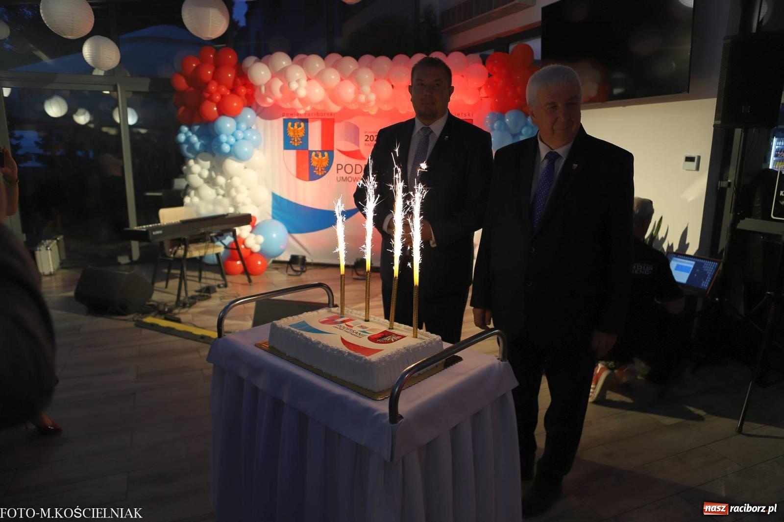 Zdjęcie w galerii na portalu naszraciborz.pl: Powiaty raciborski i nakielski podpisały umowę partnerską wiadomości z regionu