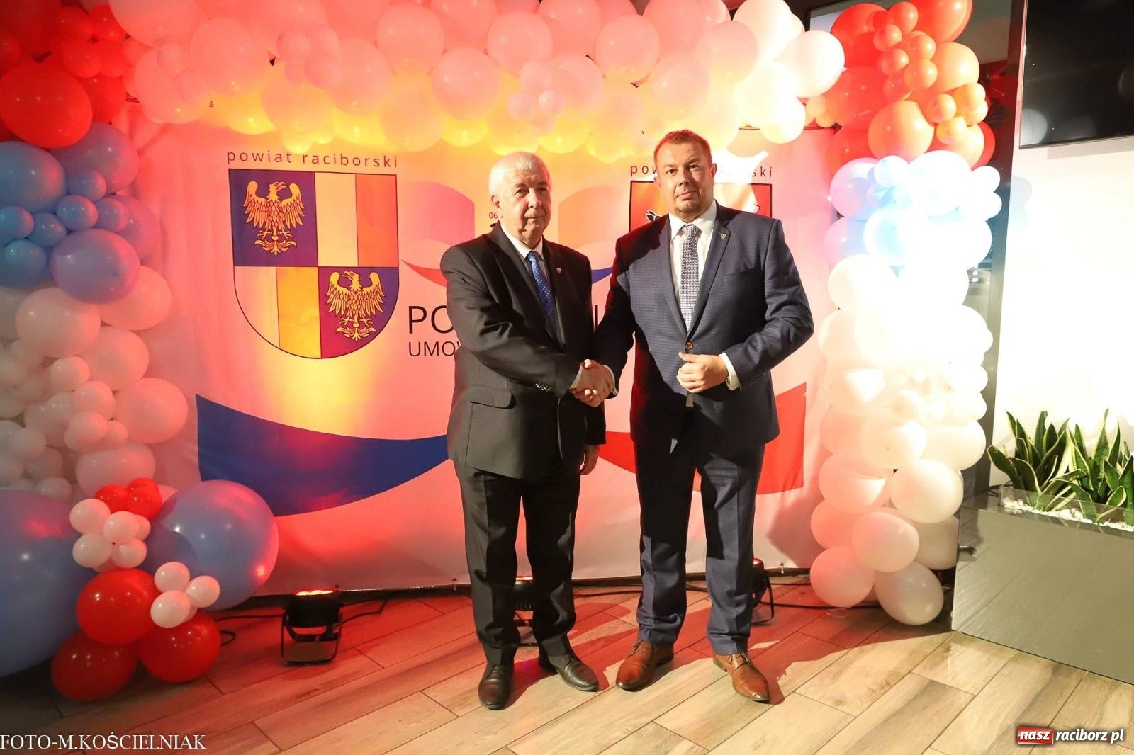 Zdjęcie w galerii na portalu naszraciborz.pl: Powiaty raciborski i nakielski podpisały umowę partnerską wiadomości z regionu