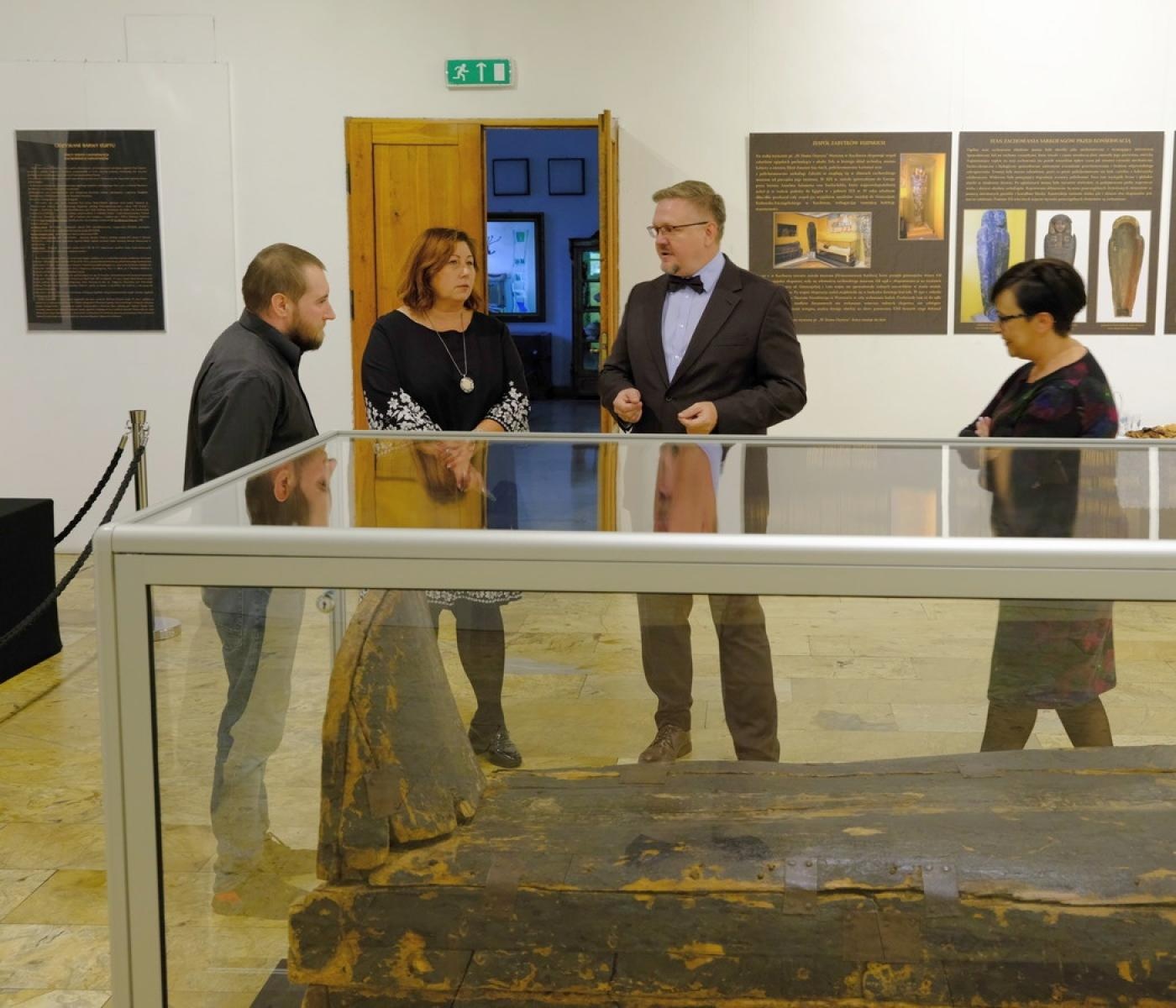 Zdjęcie w galerii na portalu naszraciborz.pl: Tajemnice Starożytnego Egiptu na wystawie w Raciborzu wiadomości z regionu