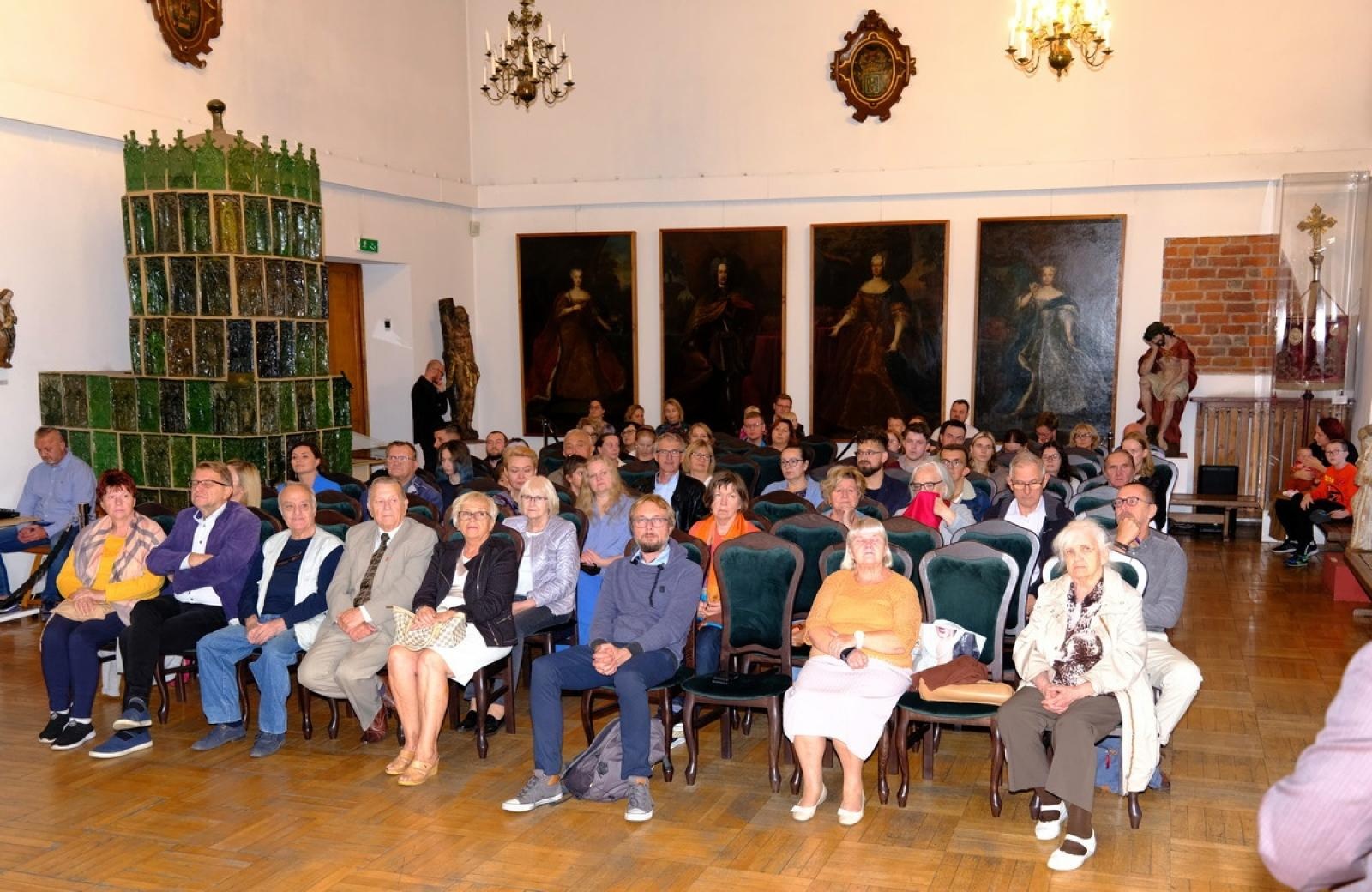 Zdjęcie w galerii na portalu naszraciborz.pl: Tajemnice Starożytnego Egiptu na wystawie w Raciborzu wiadomości z regionu