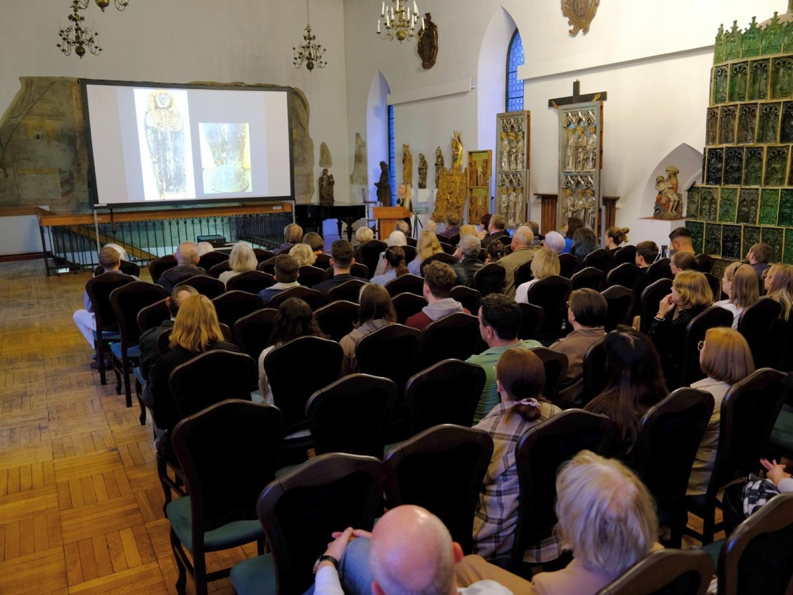 Zdjęcie w galerii na portalu naszraciborz.pl: Tajemnice Starożytnego Egiptu na wystawie w Raciborzu wiadomości z regionu