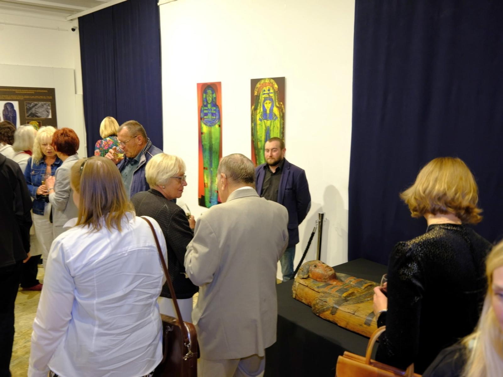 Zdjęcie w galerii na portalu naszraciborz.pl: Tajemnice Starożytnego Egiptu na wystawie w Raciborzu wiadomości z regionu