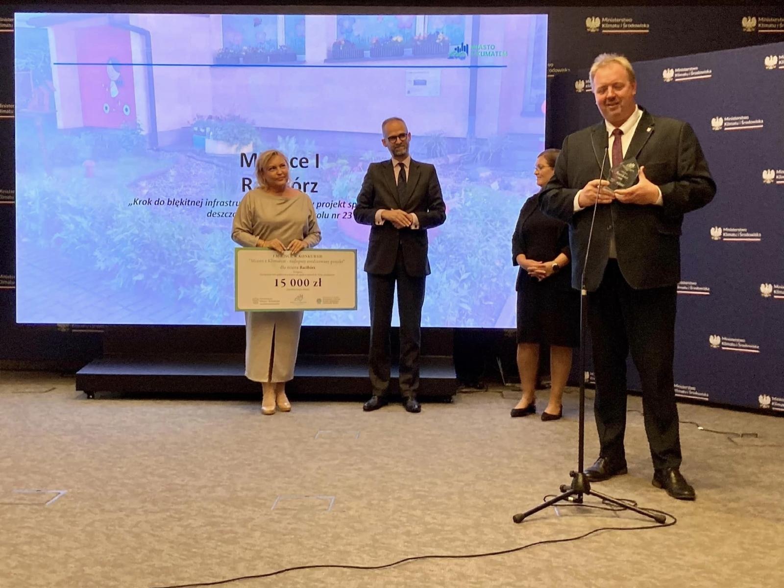 Zdjęcie w galerii na portalu naszraciborz.pl: Miasto z Klimatem. Sukces przedszkola z Raciborza w VI edycji ministerialnego konkursu wiadomości z regionu