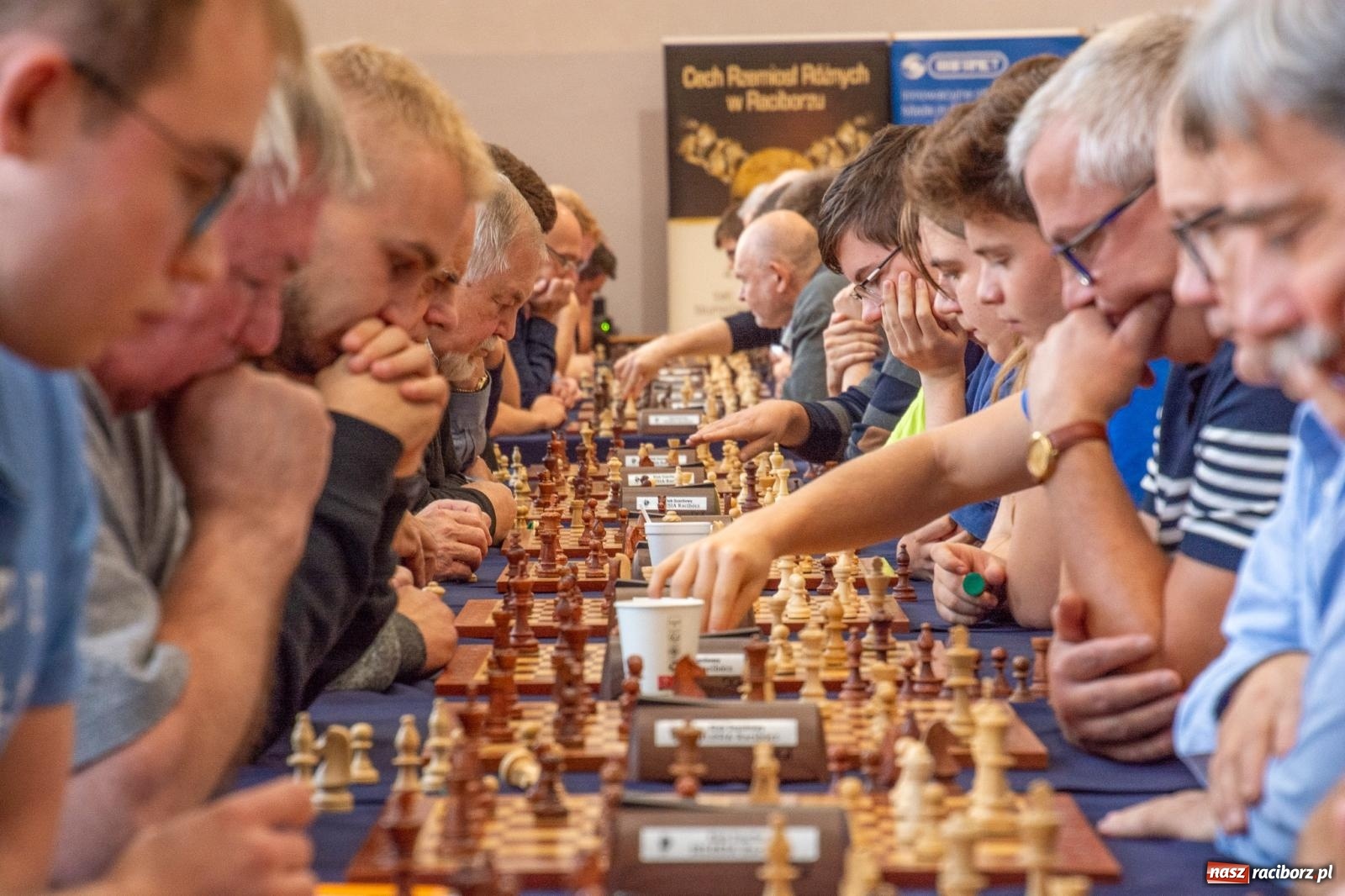 Zdjęcie w galerii na portalu naszraciborz.pl: IV Międzynarodowy Memoriał Szachowy im. Alfreda Chrobaka wiadomości z regionu