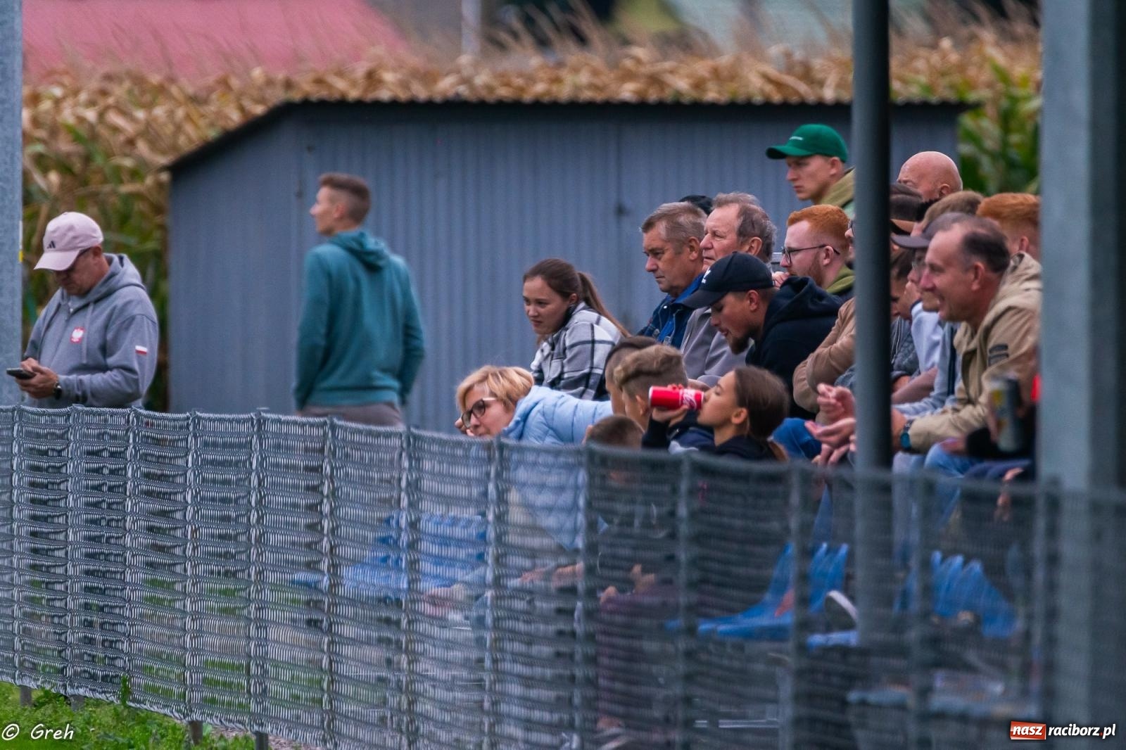 Zdjęcie w galerii na portalu naszraciborz.pl: Klasa okręgowa. LKS Krzyżanowice znów zwycięski [FOTO] wiadomości z regionu