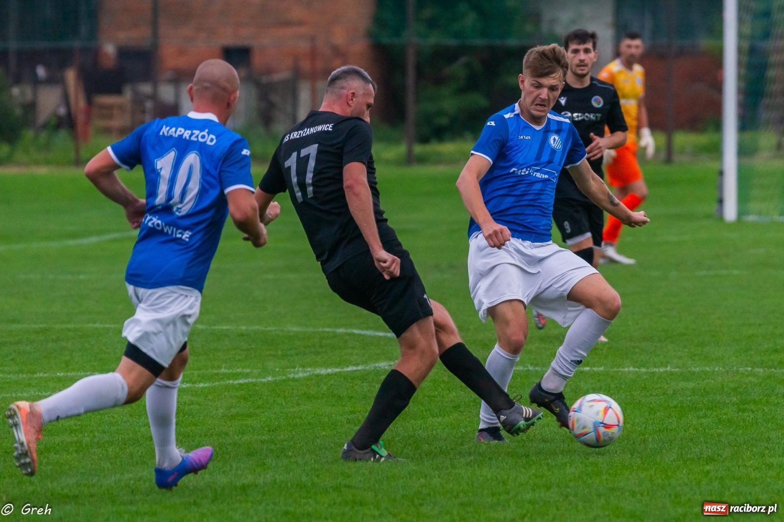 Zdjęcie w galerii na portalu naszraciborz.pl: Klasa okręgowa. LKS Krzyżanowice znów zwycięski [FOTO] wiadomości z regionu