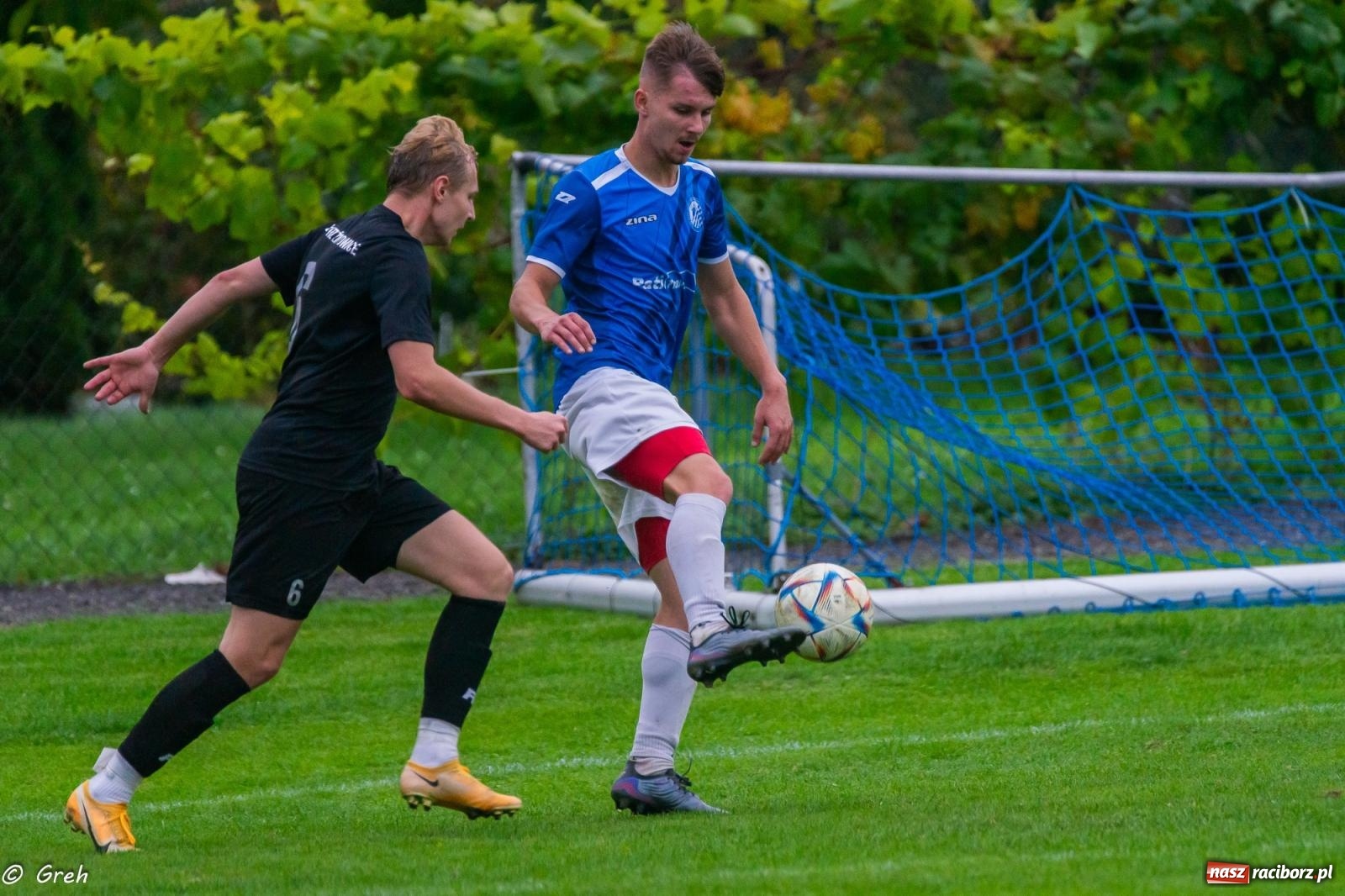Zdjęcie w galerii na portalu naszraciborz.pl: Klasa okręgowa. LKS Krzyżanowice znów zwycięski [FOTO] wiadomości z regionu