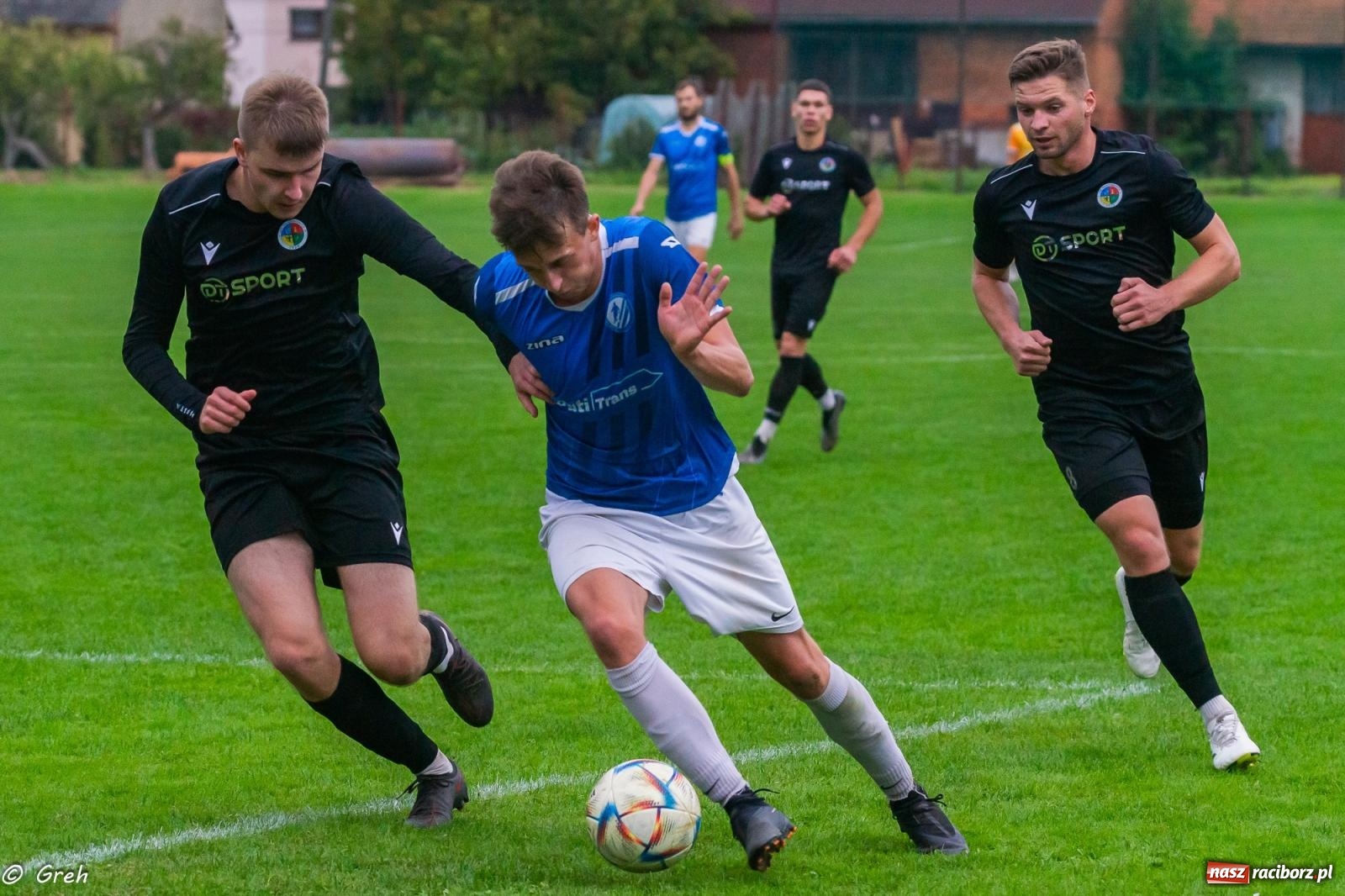 Zdjęcie w galerii na portalu naszraciborz.pl: Klasa okręgowa. LKS Krzyżanowice znów zwycięski [FOTO] wiadomości z regionu