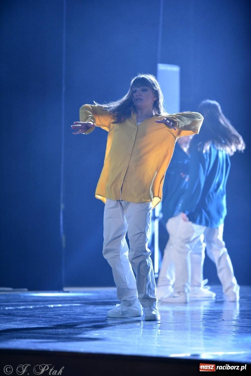 Zdjęcie w galerii na portalu naszraciborz.pl: Wielkie show w RCK-u. XII Gala Zespołu Tanecznego SKAZA [FOTO i WIDEO] wiadomości z regionu