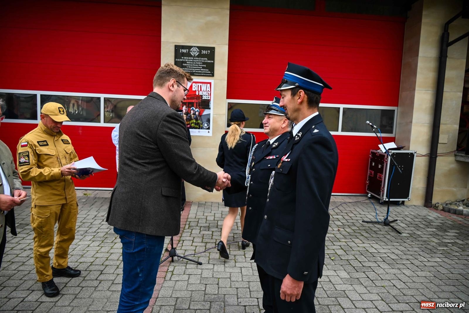 Zdjęcie w galerii na portalu naszraciborz.pl: Nowa łódź dla OSP Krzyżanowice wiadomości z regionu
