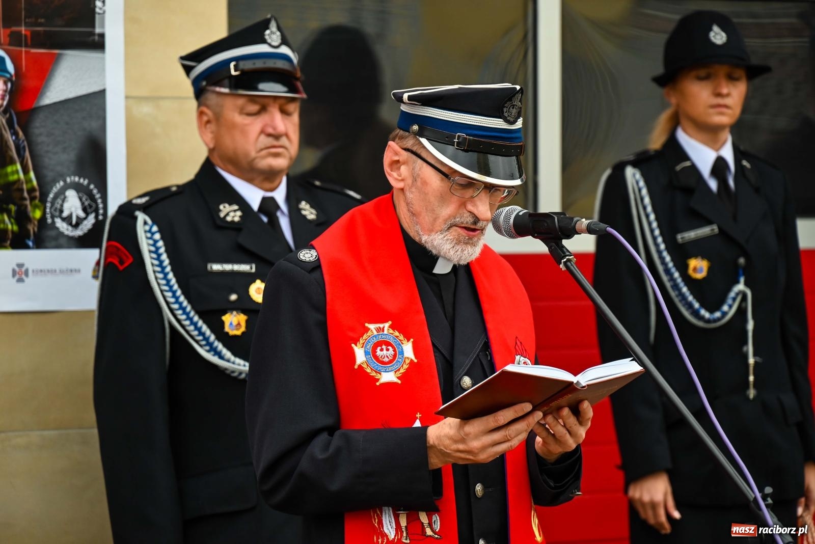 Zdjęcie w galerii na portalu naszraciborz.pl: Nowa łódź dla OSP Krzyżanowice wiadomości z regionu