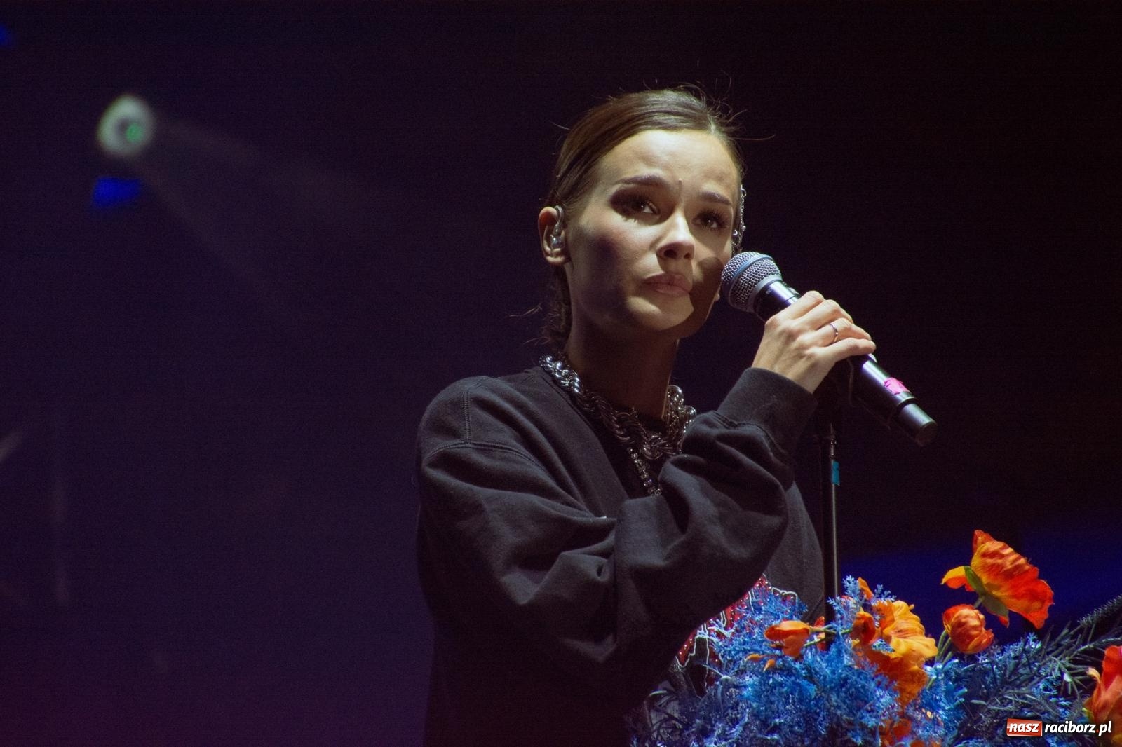 Zdjęcie w galerii na portalu naszraciborz.pl: Natalia Szroeder - koncert na zamku w Raciborzu [FOTO i WIDEO] wiadomości z regionu