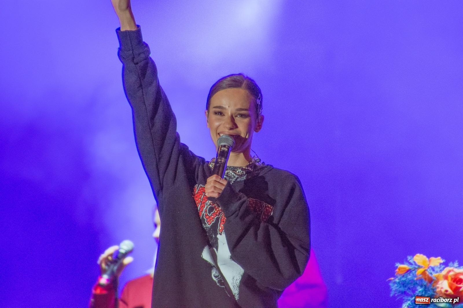 Zdjęcie w galerii na portalu naszraciborz.pl: Natalia Szroeder - koncert na zamku w Raciborzu [FOTO i WIDEO] wiadomości z regionu