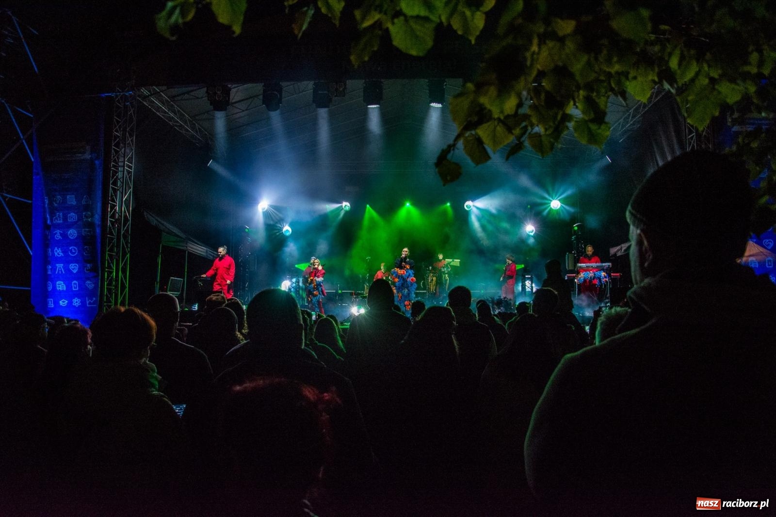 Zdjęcie w galerii na portalu naszraciborz.pl: Natalia Szroeder - koncert na zamku w Raciborzu [FOTO i WIDEO] wiadomości z regionu